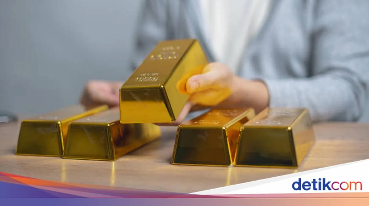 Penurunan Rp 10.000 Tercatat pada Harga Jual dan Buyback Antam Palembang
